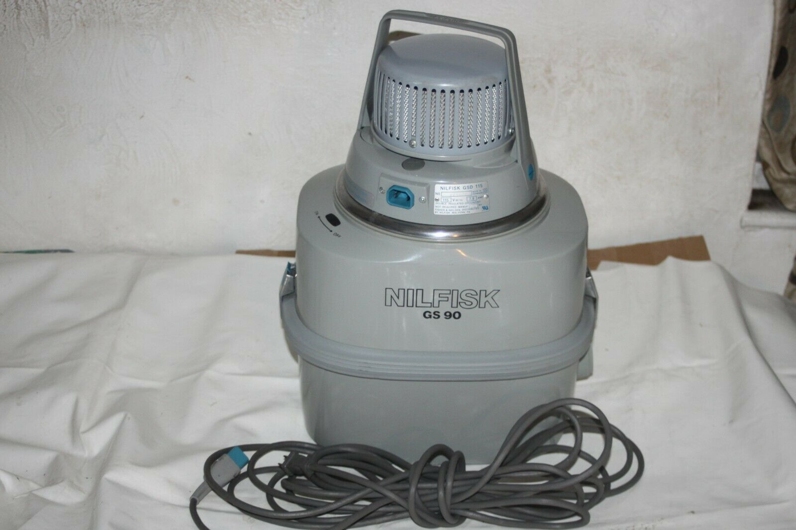 Industrial Vacuum Cleaner Nilfisk Gs-90  Gsd 115 (motor, Canister & Chord Only)